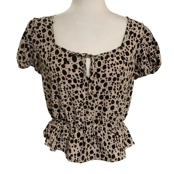 Sanctuary | Meet You There Animal Print Short Sleeve Flattering Top Size Small - Picture 2 of 8